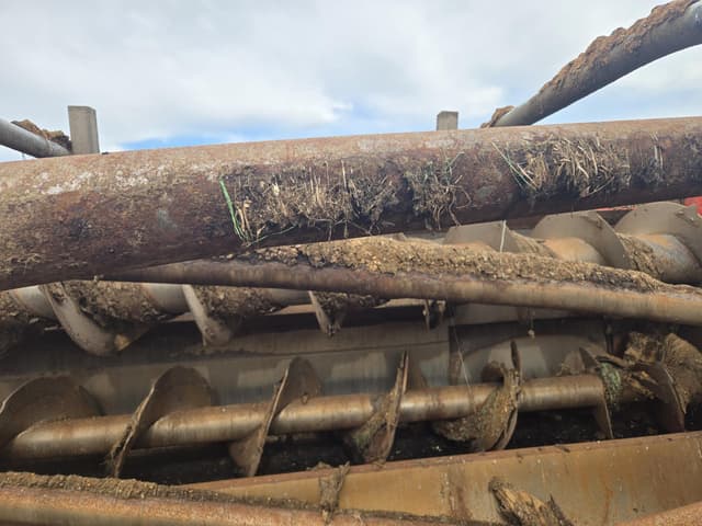 Image of Kuhn Knight RA142 equipment image 4