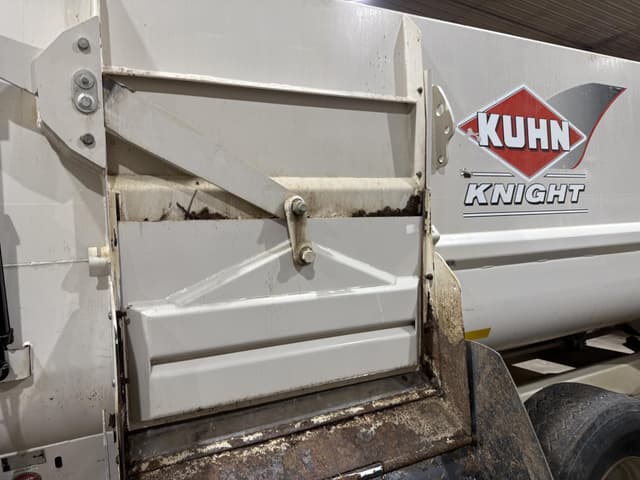 Image of Kuhn Knight RC260 equipment image 1