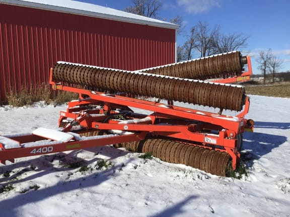 2018 Kuhn Krause 4400 Equipment Image0