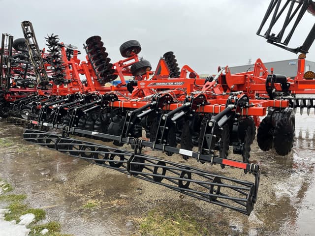 Image of Kuhn Krause Dominator 4860 equipment image 3
