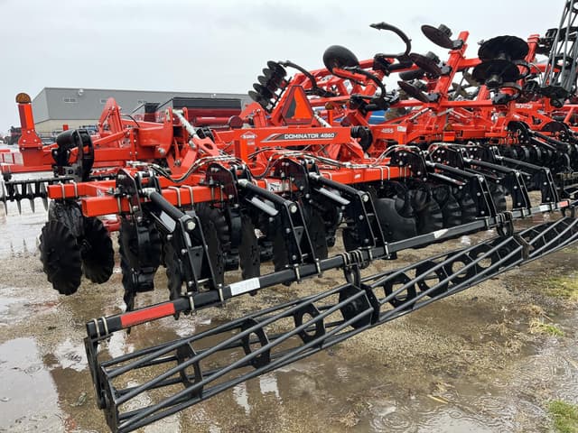 Image of Kuhn Krause Dominator 4860 equipment image 4