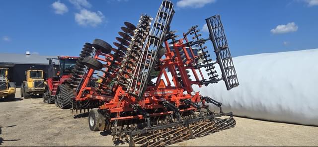 Image of Kuhn Krause Excelerator 8005 equipment image 1