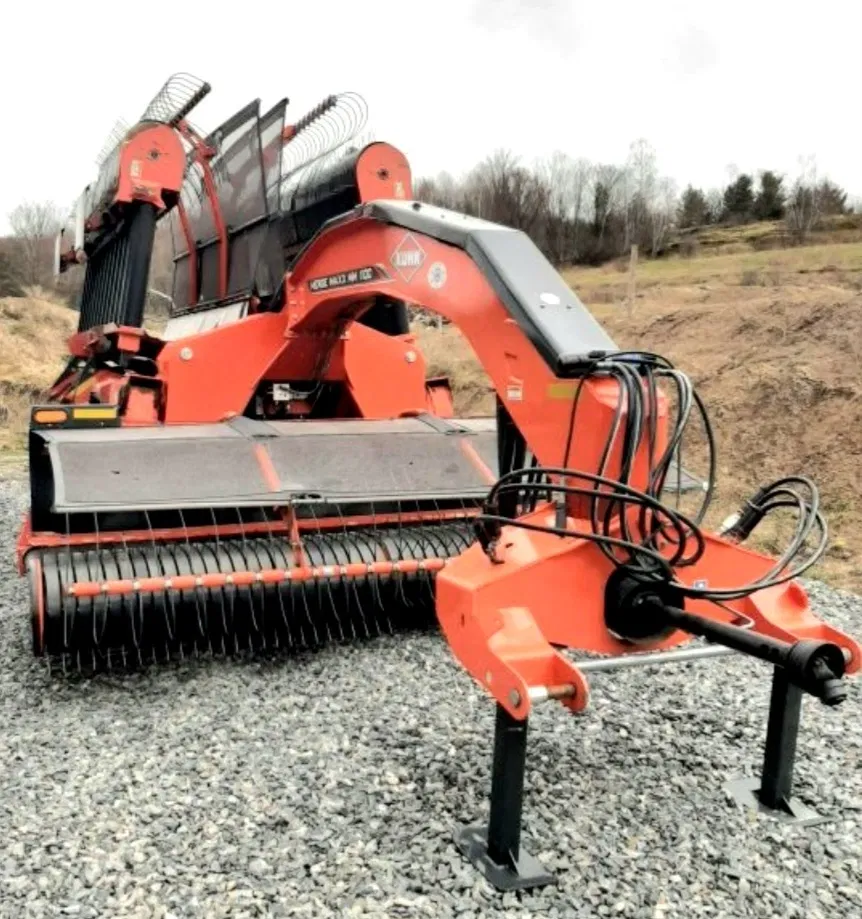2018 Kuhn Merge-Maxx 1100 Equipment Image0