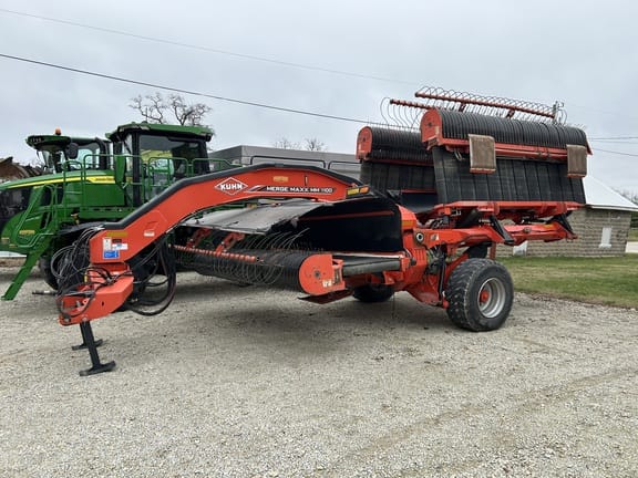 2018 Kuhn Merge-Maxx MM1100 Equipment Image0