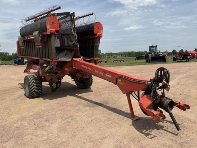 Image of Kuhn Merge-Maxx 700 equipment image 2