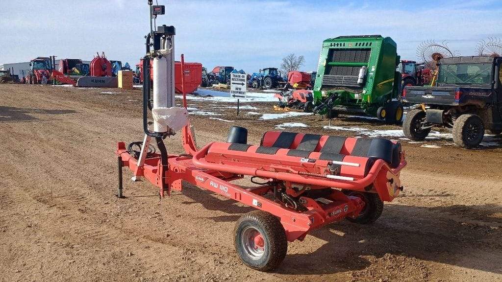 2018 Kuhn RW1110 Equipment Image0