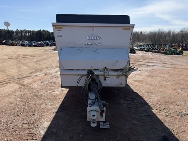 Image of Kuhn Knight SLC132T equipment image 1