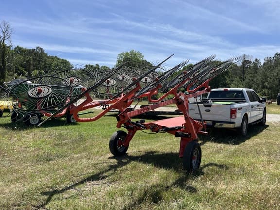 Image of Kuhn SR112 equipment image 2