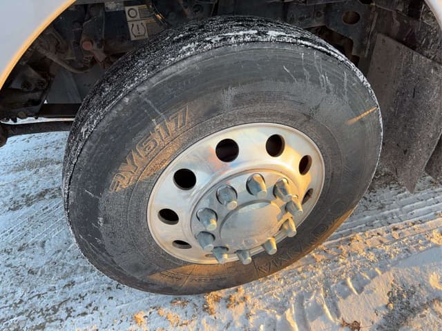 Image of Kenworth T880 equipment image 3