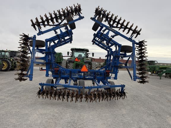 Image of Landoll 1760 equipment image 3