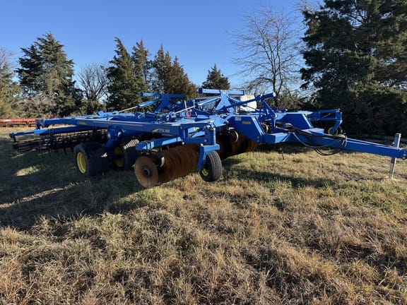 2018 Landoll 7530-26 Equipment Image0