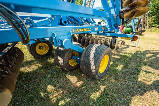 Image of Landoll 7530 equipment image 1