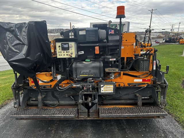 Image of LeeBoy 7000C equipment image 4