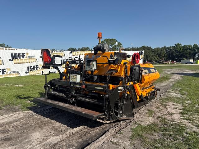 Image of LeeBoy 8510D equipment image 4