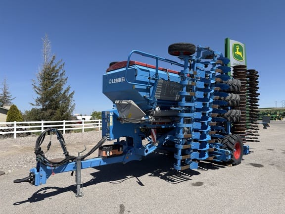 2018 Lemken Compact Solitair 9/600KH Equipment Image0