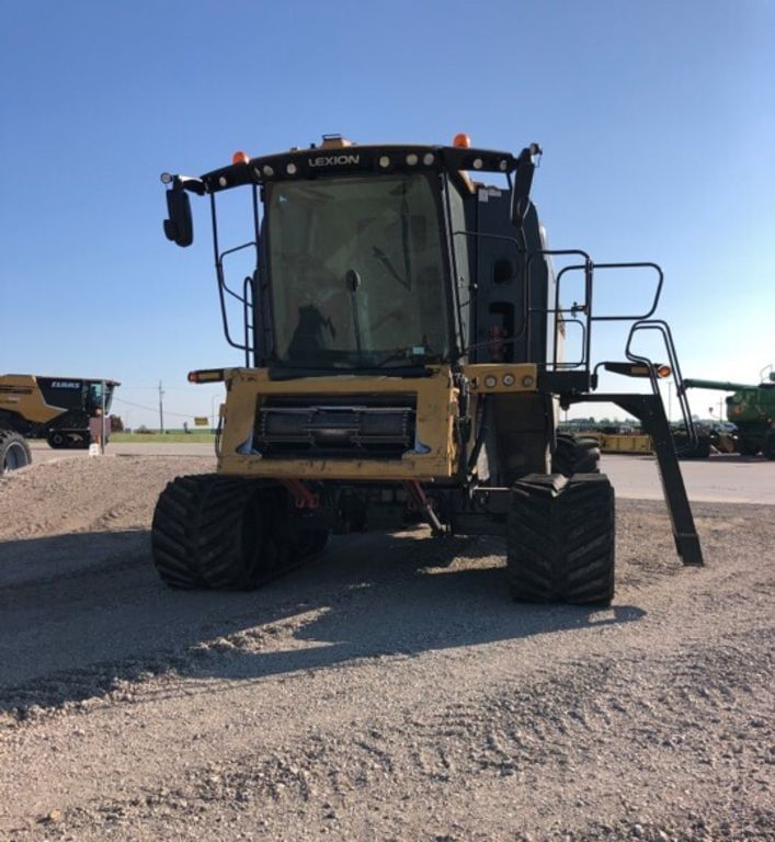 Main image CLAAS LEXION 740TT