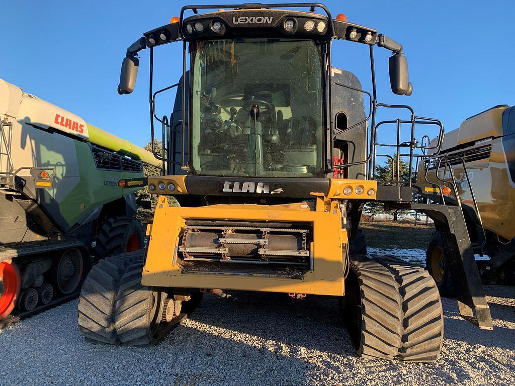 Main image CLAAS LEXION 740TT 1