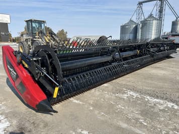 Main image MacDon FD135