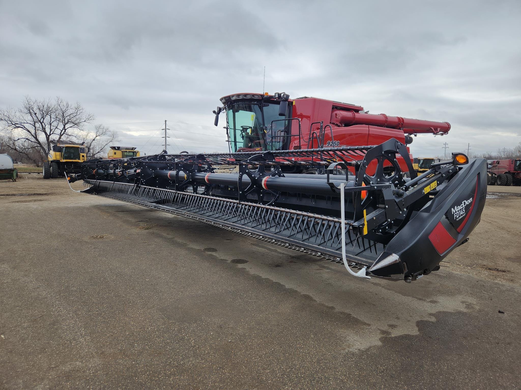 2018 MacDon FD145 Equipment Image0