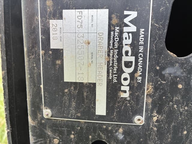 Image of MacDon FD75 equipment image 1