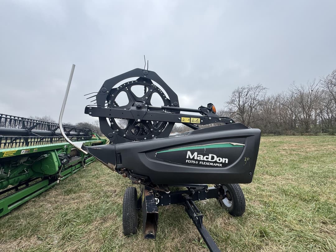 Image of MacDon FD75S Primary image