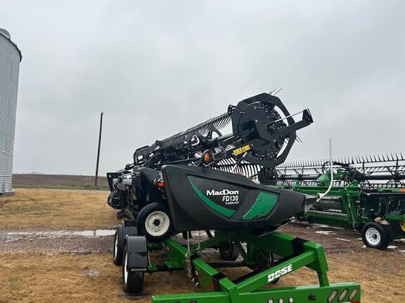 Image of MacDon FD130 equipment image 1