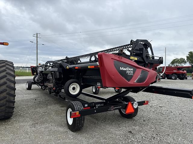 Image of MacDon FD135 equipment image 2
