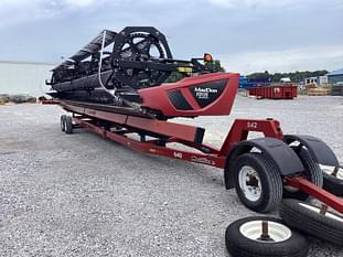 2018 MacDon FD135 Equipment Image0