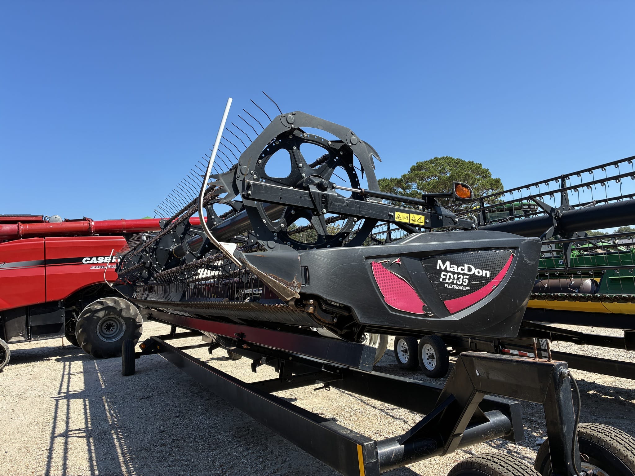 2018 MacDon FD135 Equipment Image0