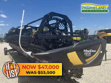 Main image MacDon FD135