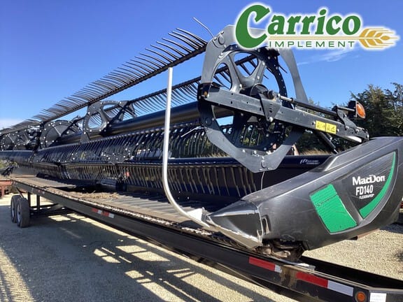 2018 MacDon FD140 Equipment Image0