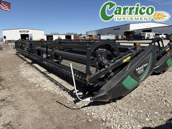 2018 MacDon FD140 Equipment Image0