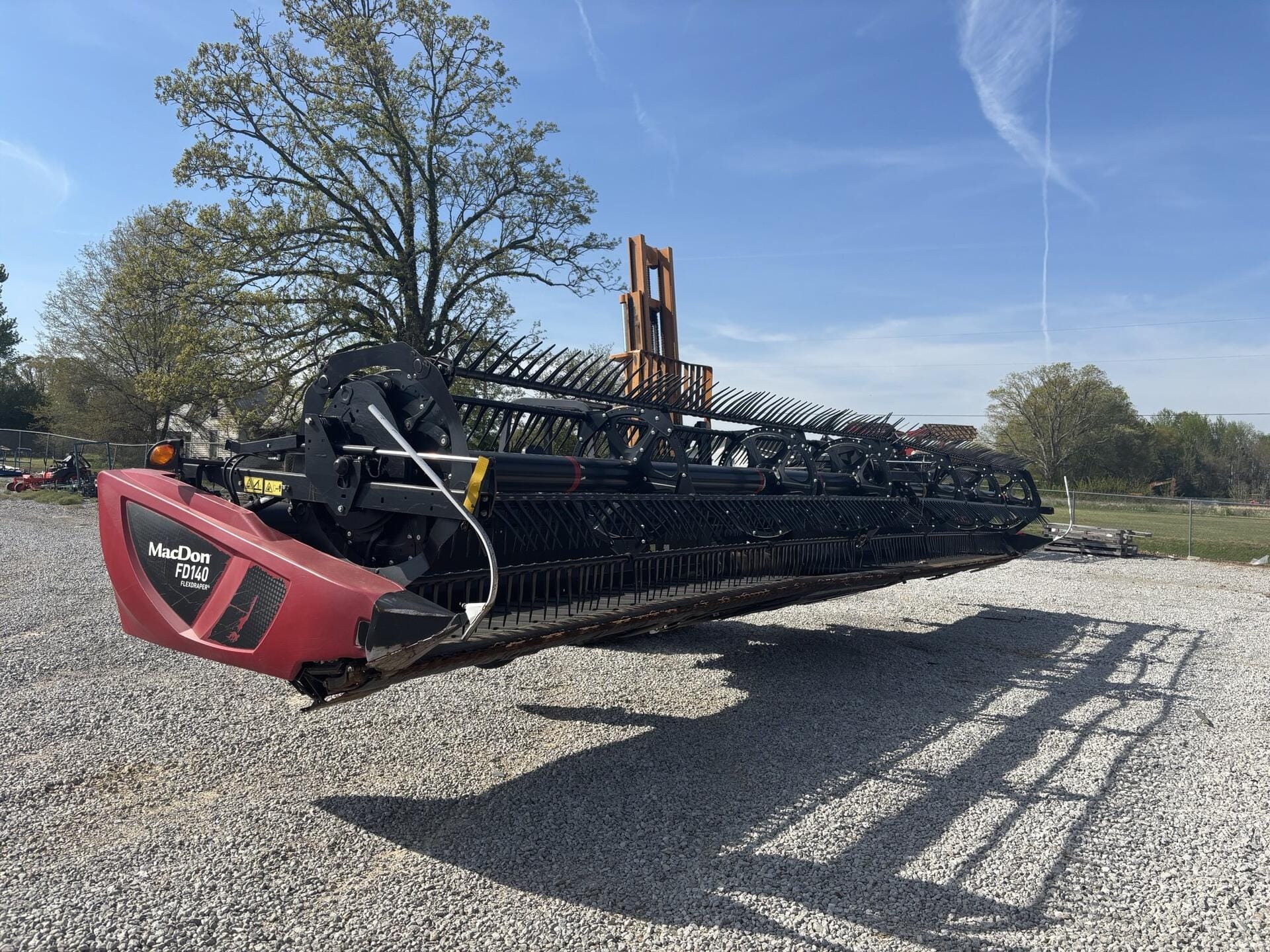 2018 MacDon FD140 Equipment Image0