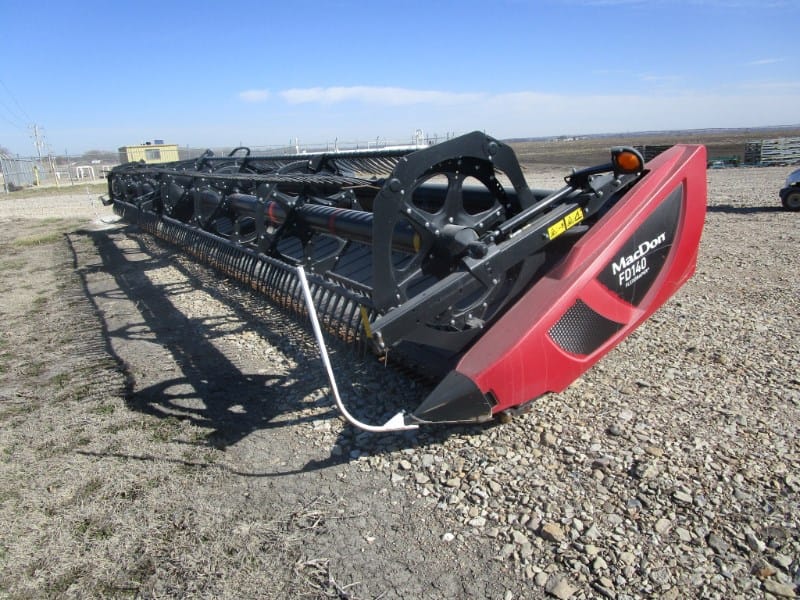 Main image MacDon FD140