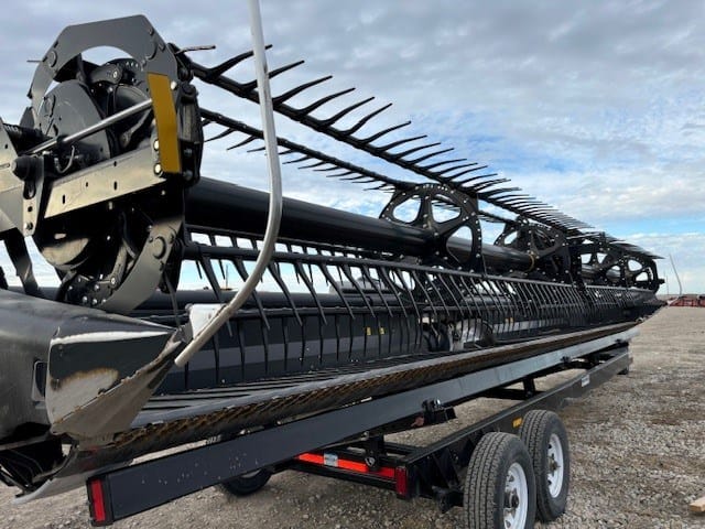 Main image MacDon FD75