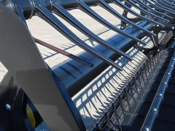 Main image MacDon FD75S