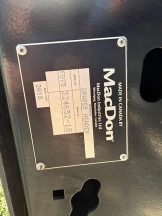 Image of MacDon FD75 equipment image 1