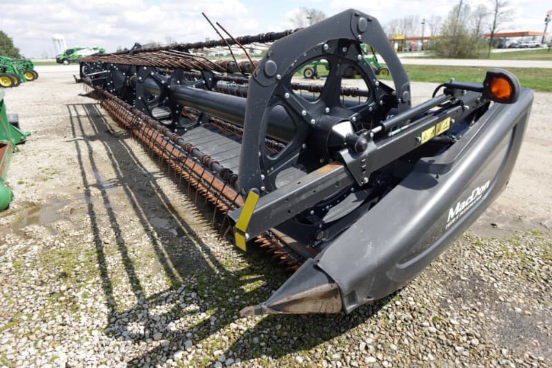 Image of MacDon FD75S Primary image