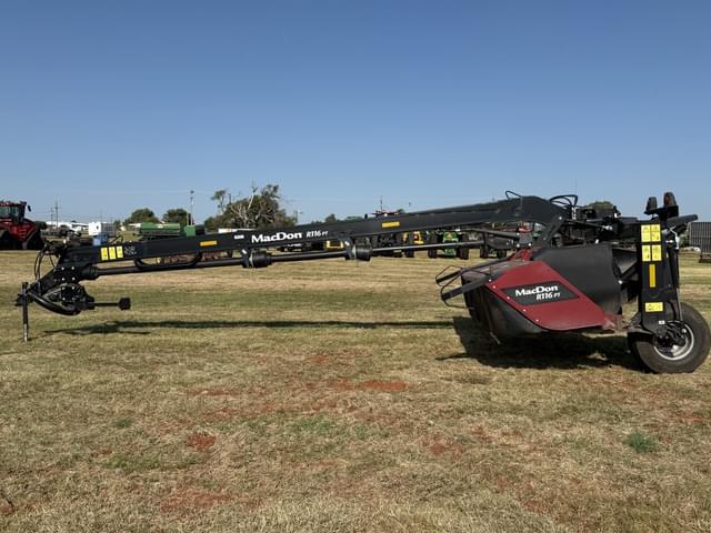 Image of MacDon R116 equipment image 3