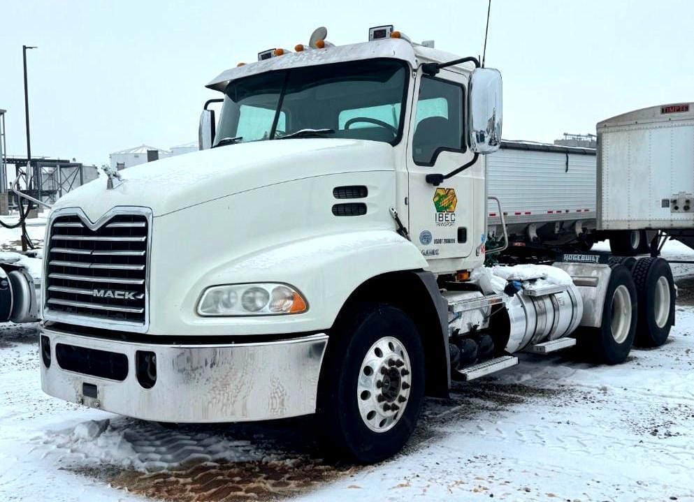 2018 Mack CXU613 Equipment Image0