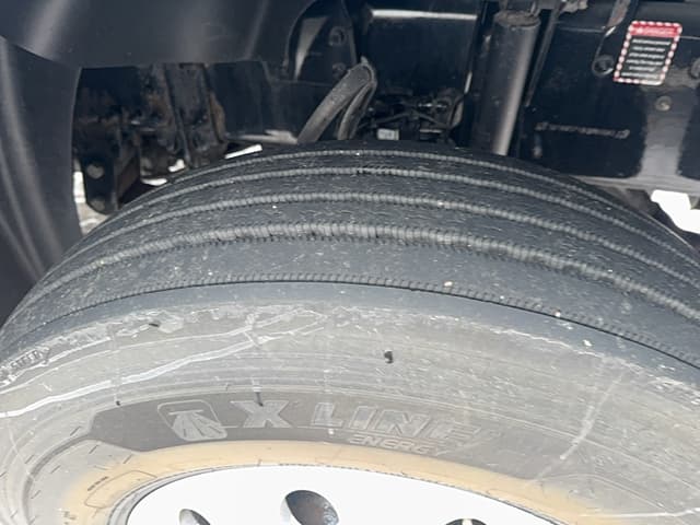 Image of Mack CXU613 equipment image 4