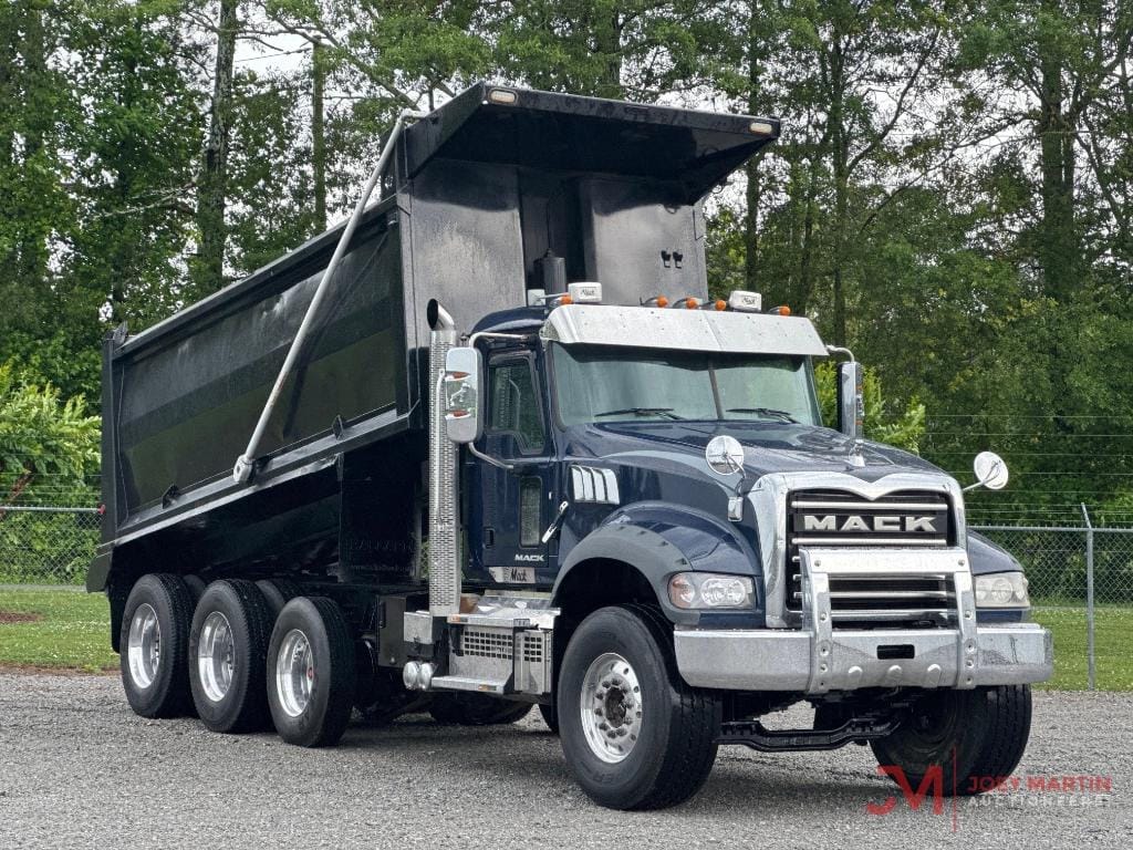Main image Mack GU713