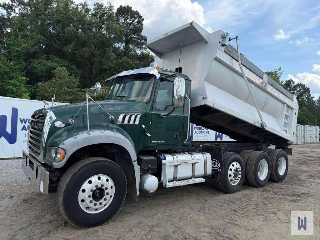 2018 Mack GU713 Equipment Image0