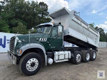 Main image Mack GU713