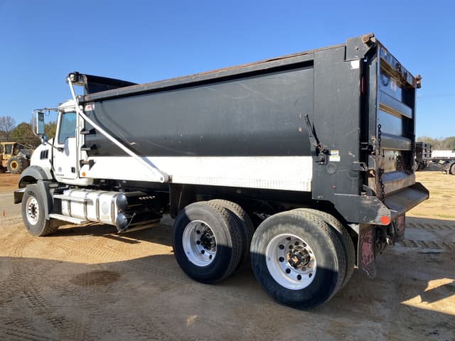 Image of Mack GU813 equipment image 1