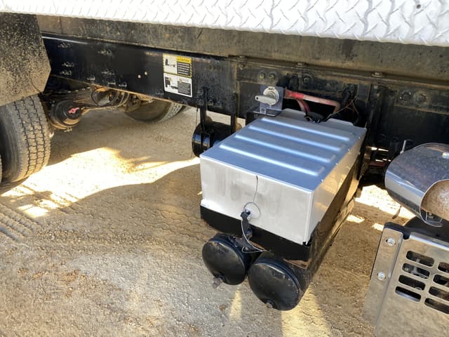 Image of Mack GU813 equipment image 4