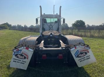 Main image Mack Pinnacle CHU613