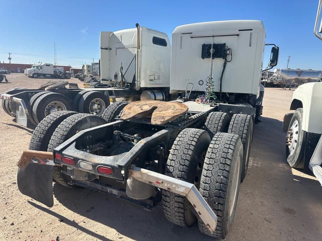 Image of Mack Pinnacle CXU613 equipment image 3