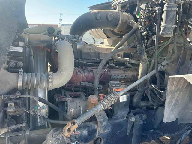 Image of Mack Pinnacle CXU613 equipment image 1