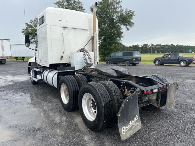 Image of Mack CXU613 equipment image 2